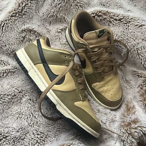 Nike Shoes - Wmns Dunk Low 'Dark Driftwood' size 8 Women